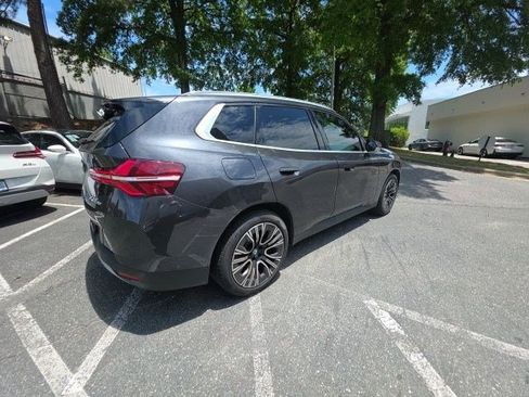 Used 2025 BMW X3 xDrive30i w/ Premium Package AWD/4WD image 8