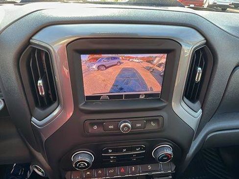 Used 2022 Chevrolet Silverado 1500 Custom Trail Boss image 30