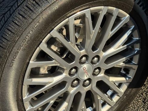 Used 2024 GMC Acadia Denali w/ LPO, Floor Liner Package image 13