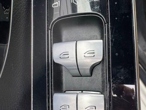 Used 2022 Mercedes-Benz S 500 4MATIC image 7