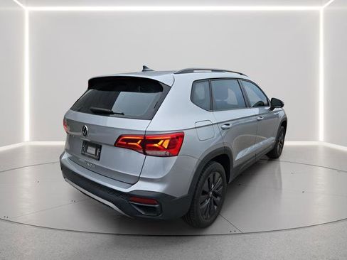 Used 2023 Volkswagen Taos S image 5