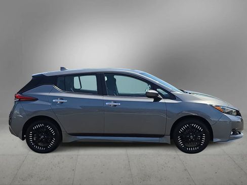 Used 2024 Nissan Leaf SV Plus FWD image 9