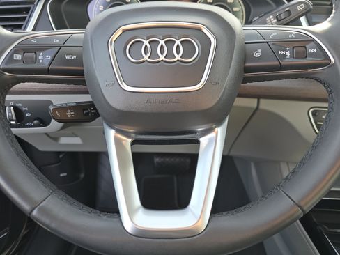 Used 2021 Audi Q5 Premium Plus w/ Premium Plus Package image 22
