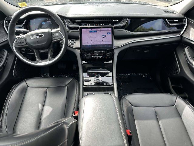 Used 2024 Jeep Grand Cherokee Limited 4xe AWD/4WD image 22
