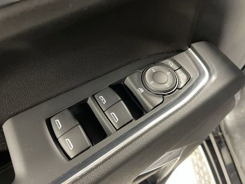 Used 2023 Chevrolet Silverado 1500 LT image 13