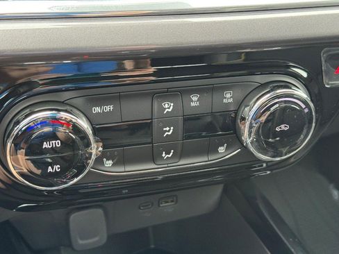 New 2026 Chevrolet Trax ACTIV w/ Driver Confidence Package image 15