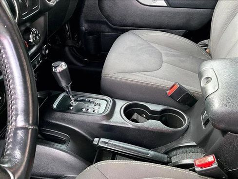 Used 2015 Jeep Wrangler Sahara w/ Connectivity Group image 15