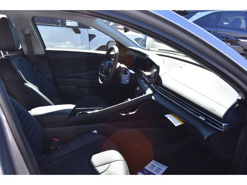 New 2026 Hyundai Elantra Limited image 14