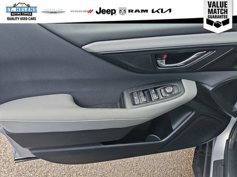 Used 2023 Subaru Outback Premium AWD/4WD image 18