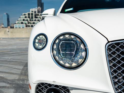Used 2020 Bentley Continental GT V8 image 79