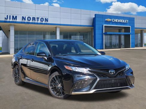 Used 2024 Toyota Camry XSE FWD image 1