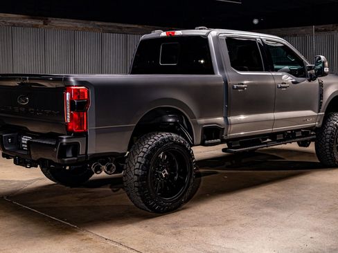 Used 2023 Ford F250 Lariat w/ Sport Appearance Package image 10