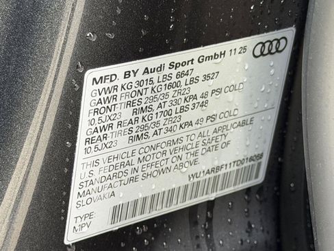 New 2026 Audi RS Q8 performance image 25