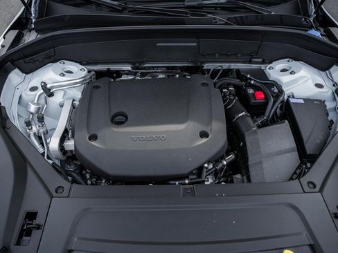 New 2026 Volvo XC90 B6 Ultra image 18