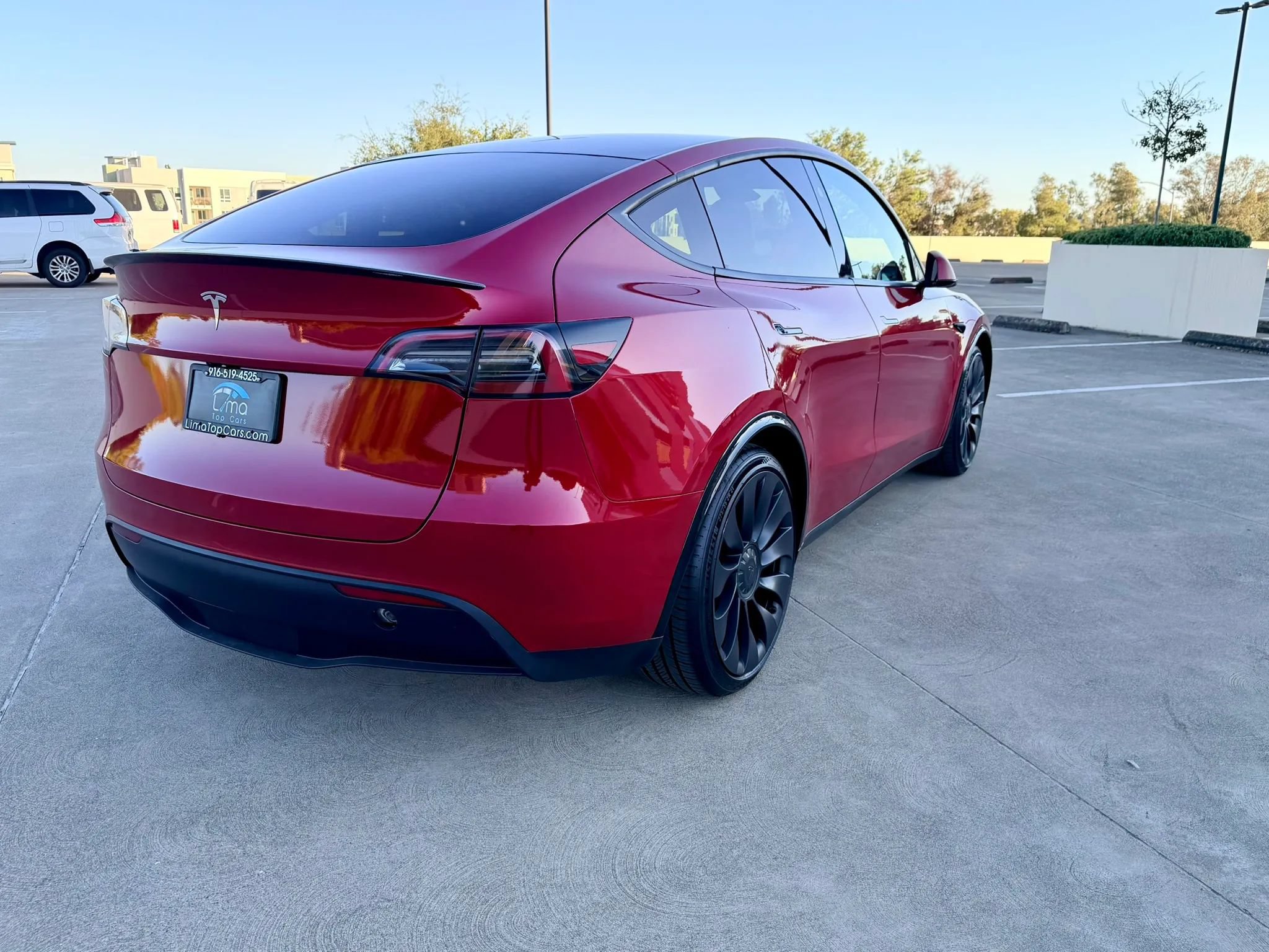Used 2023 Tesla Model Y Long Range AWD/4WD image 14