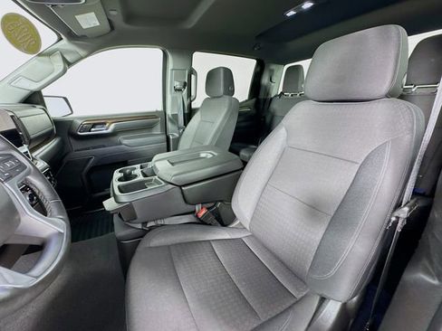 Used 2025 Chevrolet Silverado 1500 LT AWD/4WD image 11