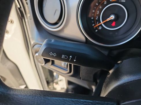 Used 2023 Jeep Wrangler Willys image 16