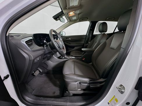 Used 2025 Buick Encore GX Preferred FWD image 13