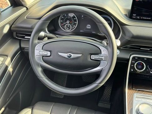 Used 2024 Genesis GV80 2.5T AWD/4WD image 18