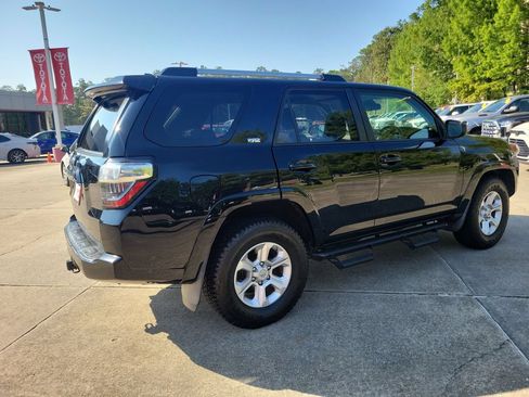 Used 2021 Toyota 4Runner SR5 RWD image 8