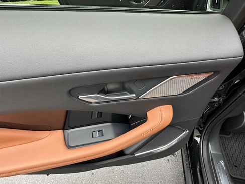 Used 2024 Jaguar I-PACE R-Dynamic HSE AWD/4WD image 30