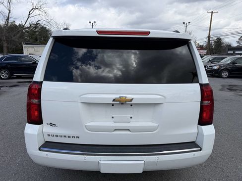 Used 2016 Chevrolet Suburban LTZ image 4