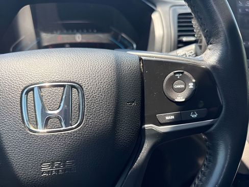 Used 2018 Honda Odyssey EX-L image 20