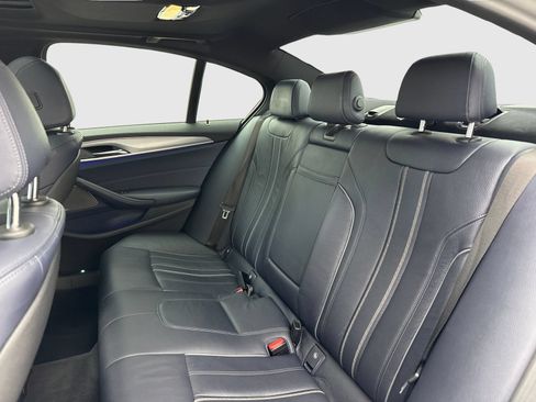 Used 2017 BMW 540i RWD image 36