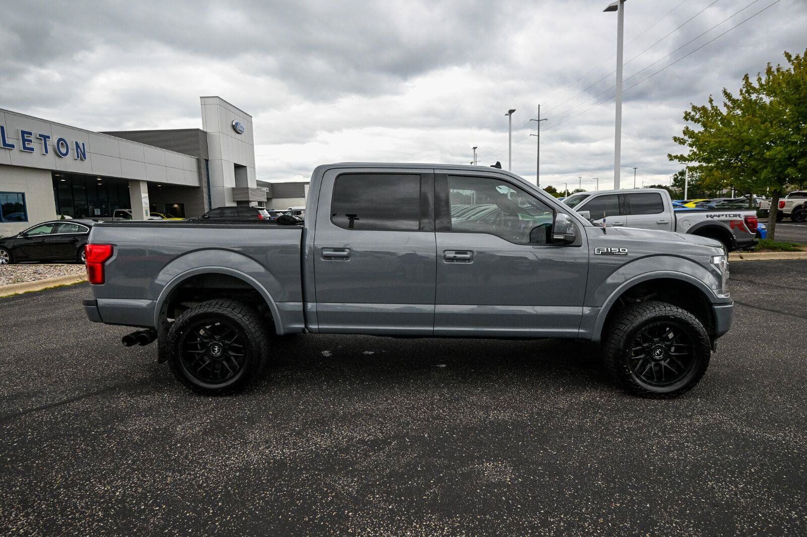 Used 2020 Ford F150 Lariat w/ Equipment Group 502A Luxury AWD/4WD image 3