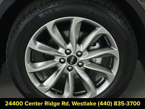 Certified 2022 Lincoln Corsair AWD w/ Premium Package image 10