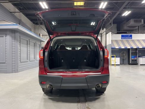 Used 2019 Subaru Ascent Touring w/ Popular Package #2 image 9
