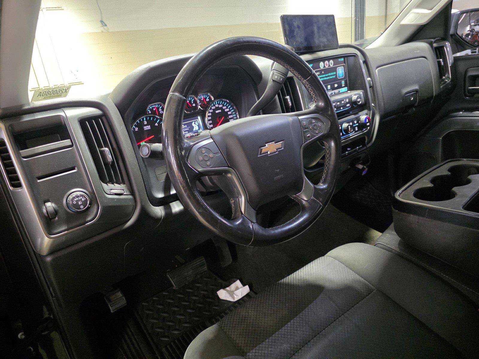 Used 2015 Chevrolet Silverado 1500 LT w/ LT Convenience Package RWD image 17