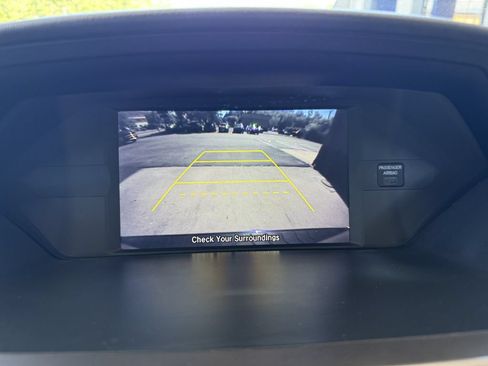 Used 2015 Honda Odyssey LX image 14