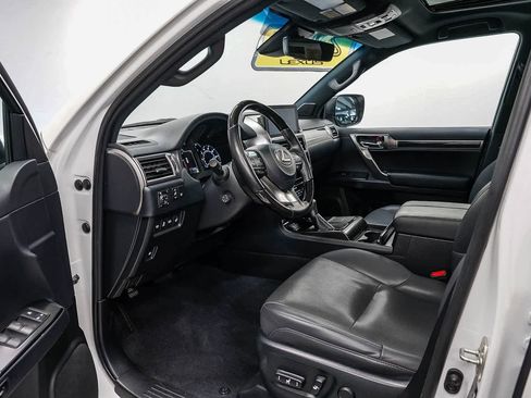 Used 2023 Lexus GX 460 Premium w/ Premium Package AWD/4WD image 18