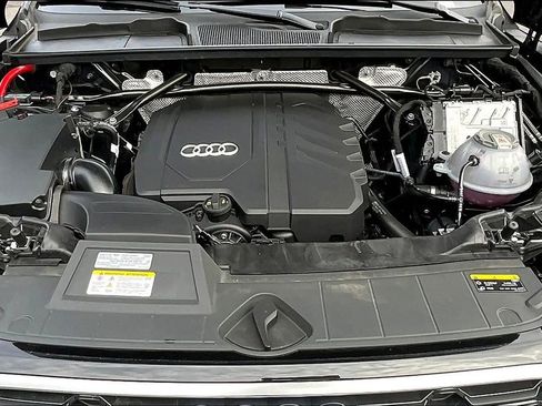 Used 2025 Audi Q5 2.0T Premium Plus w/ Premium Plus Package image 30
