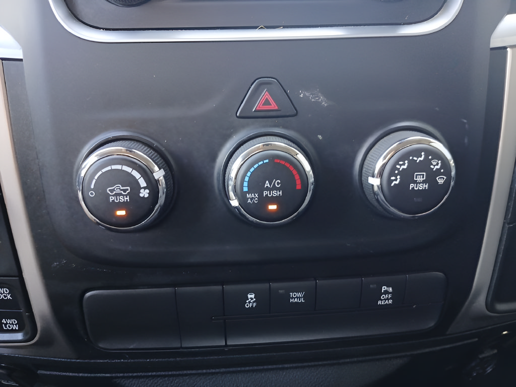 Used 2020 RAM 1500 Warlock AWD/4WD image 15
