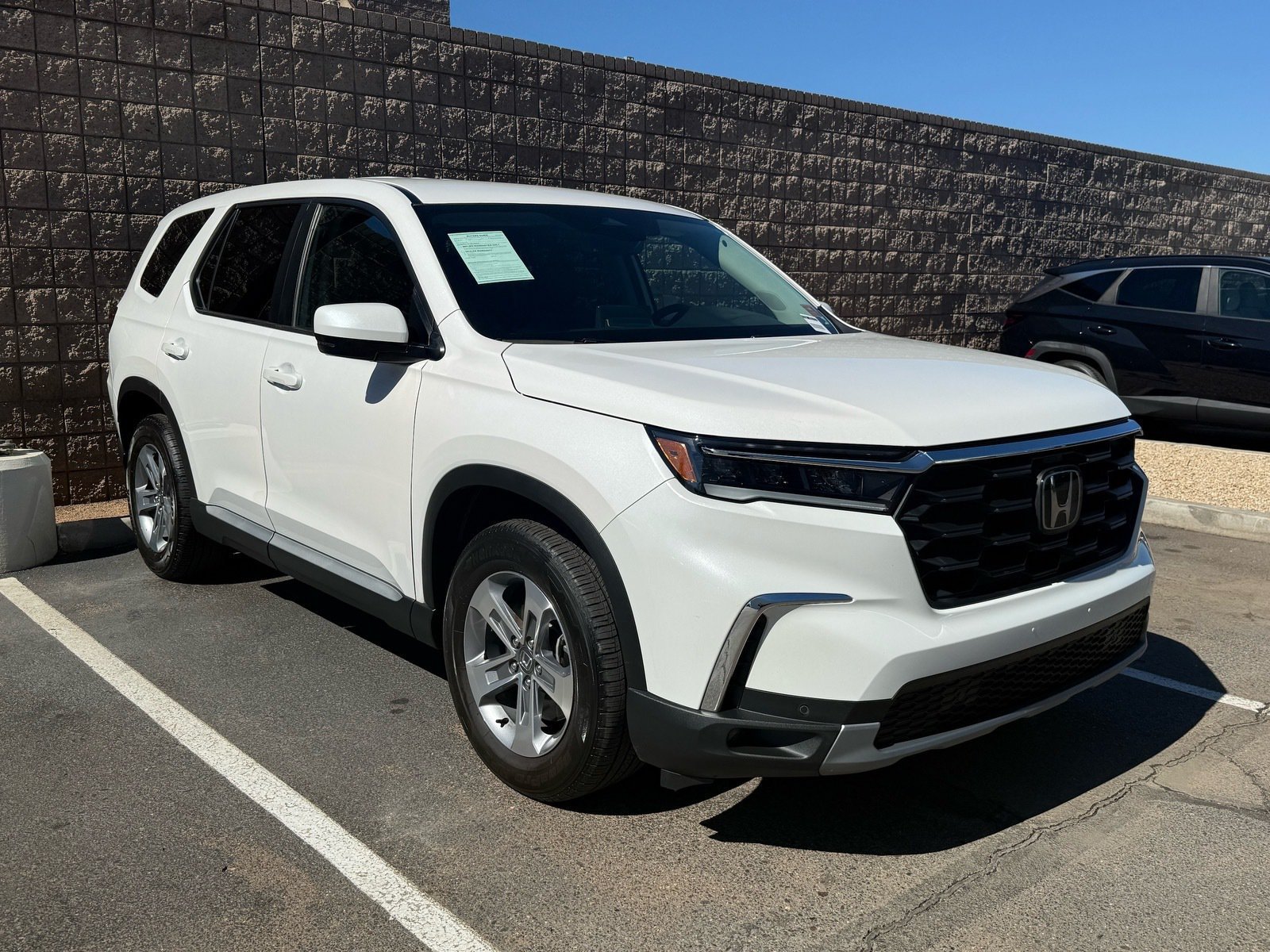 Used 2025 Honda Pilot EX-L image 5
