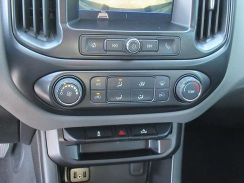 Used 2022 Chevrolet Colorado W/T w/ Custom Special Edition image 23