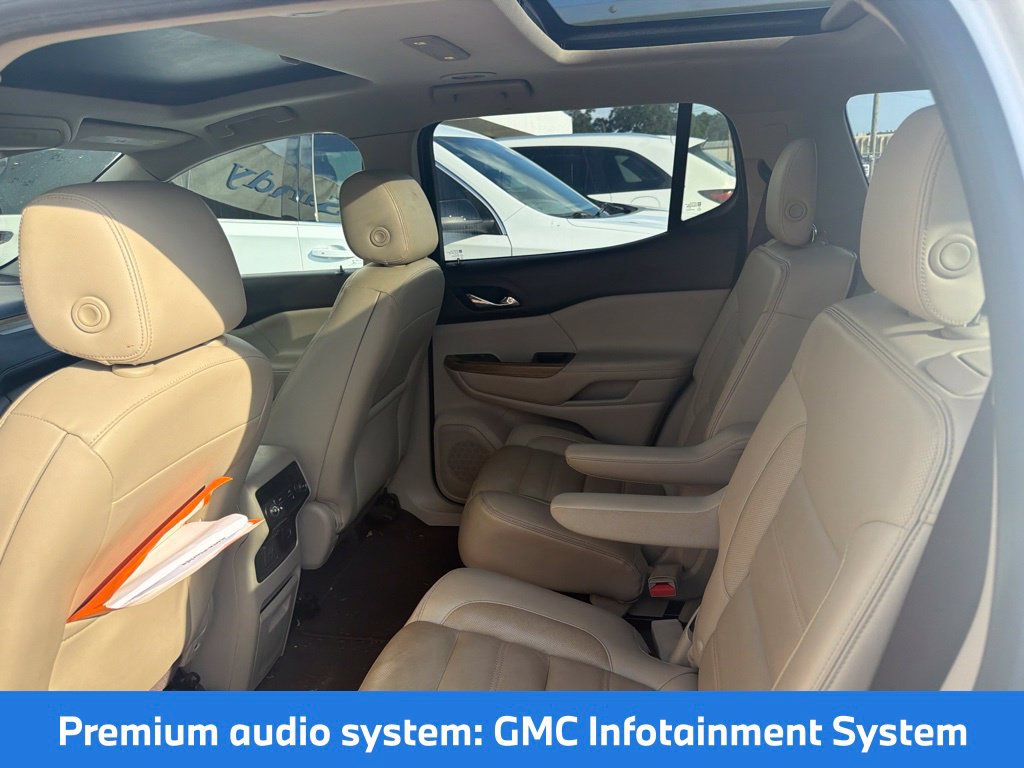 Used 2018 GMC Acadia Denali w/ Technology Package FWD image 9