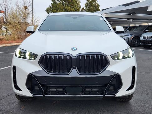 New 2026 BMW X6 xDrive40i image 6