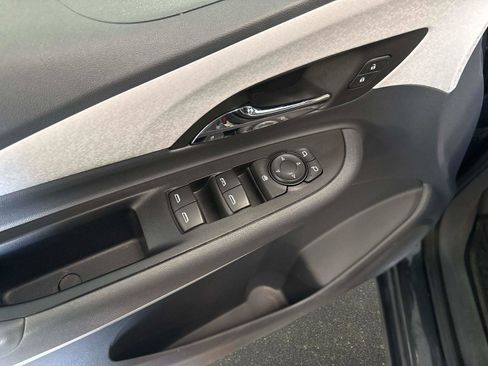 Used 2019 Chevrolet Bolt LT image 18