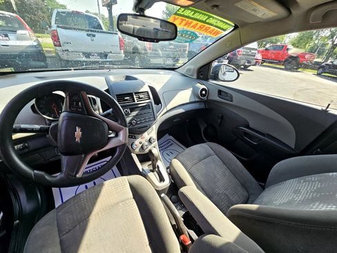 Used 2015 Chevrolet Sonic LS image 18