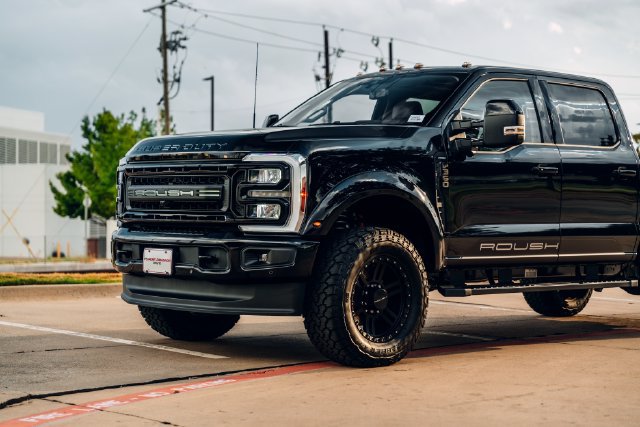 New 2026 Ford F350 Lariat w/ Black Appearance Package AWD/4WD image 3