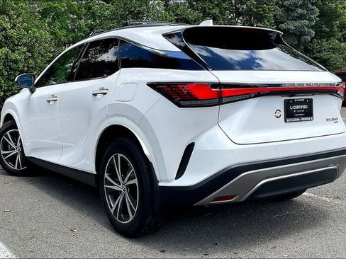 Used 2023 Lexus RX 350 Premium w/ Accessory Package AWD/4WD image 6