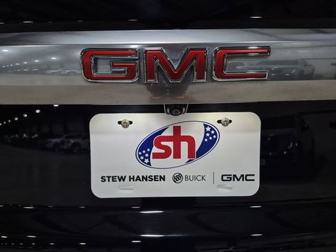 Certified 2024 GMC Yukon XL Denali AWD/4WD image 31