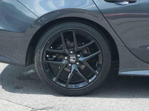 Used 2025 Honda Civic Sport image 11