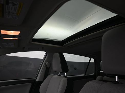 Used 2016 Toyota RAV4 XLE FWD image 7
