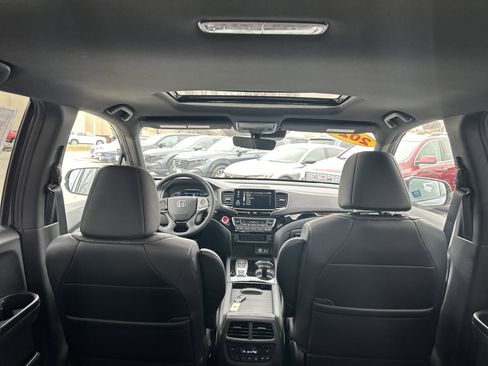 Used 2020 Honda Passport Touring image 13