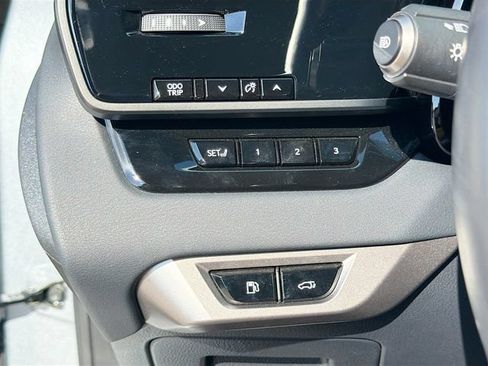 Used 2025 Lexus RX 350 FWD image 37