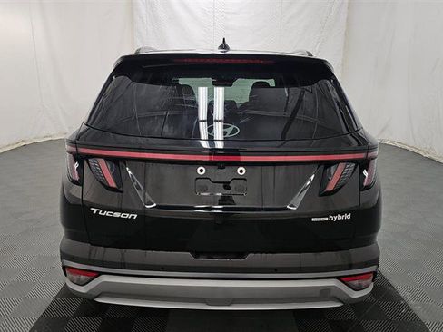 Used 2025 Hyundai Tucson Limited image 5